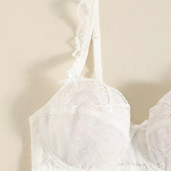 Lace bralette - Picture 4 of 4